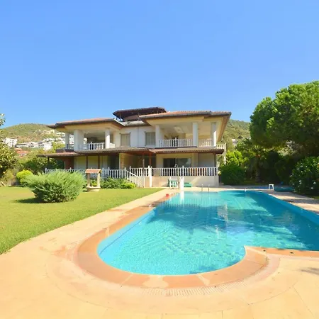 Bodrum 3 Bedroom Holiday Homes